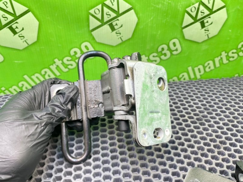 Петли дверей, 1600 рублей, Калининград