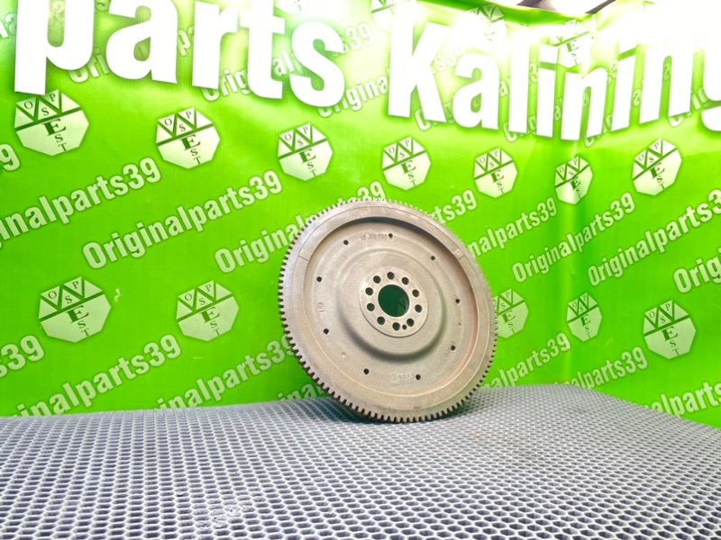 Маховик, 1900 рублей, Калининград