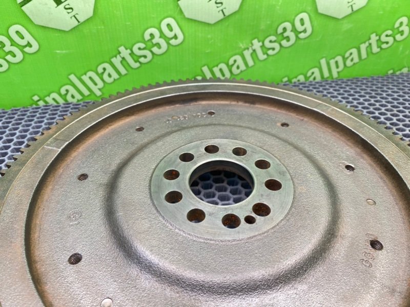 Маховик, 1900 рублей, Калининград