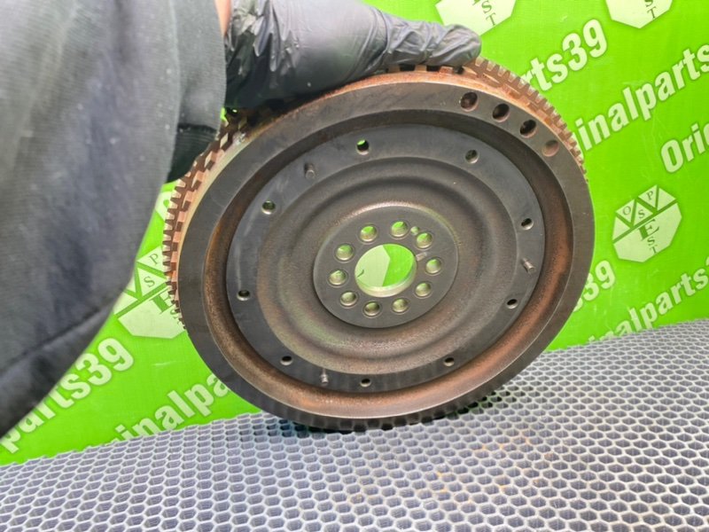 Маховик, 1900 рублей, Калининград