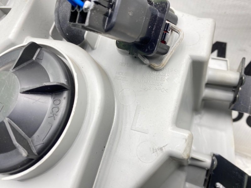 Фара, 5600 рублей, Калининград