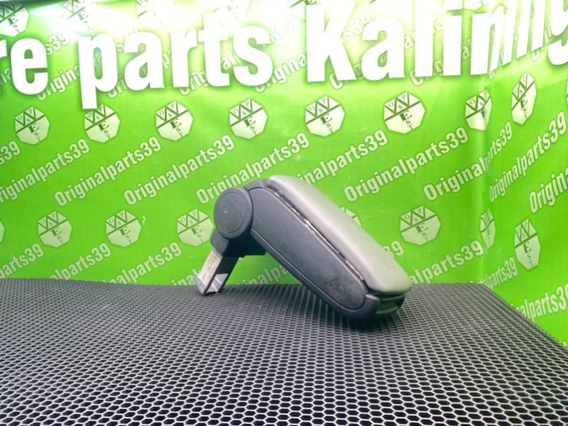 Подлокотник, 2100 рублей, Калининград