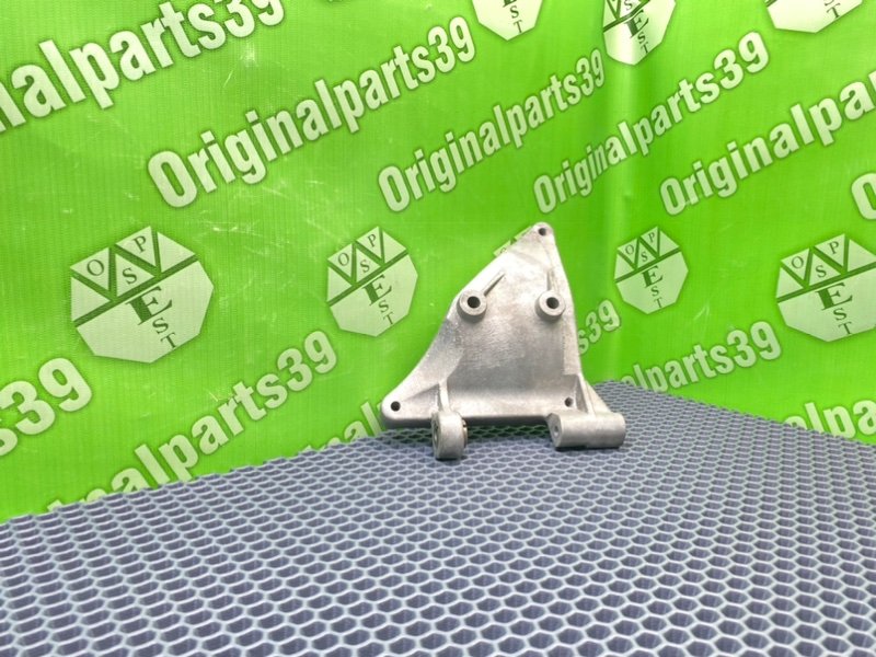 Кронштейн компрессора кондиционера, 700 рублей, Калининград