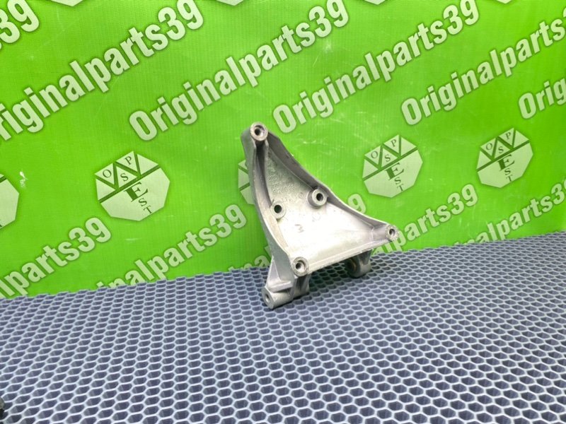 Кронштейн компрессора кондиционера, 700 рублей, Калининград