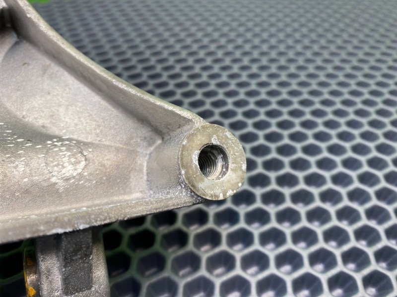 Кронштейн компрессора кондиционера, 700 рублей, Калининград