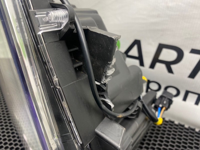 Фара, 11100 рублей, Калининград