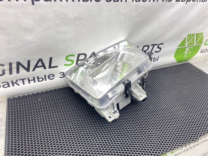 Фара, 4100 рублей, Калининград