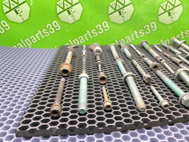 Болты двигателя, 1500 рублей, Калининград