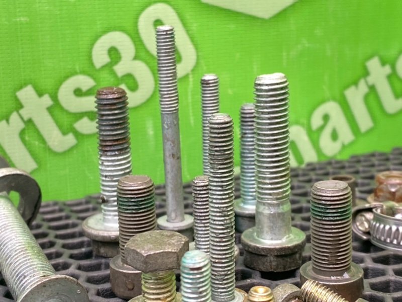 Болты двигателя, 1500 рублей, Калининград