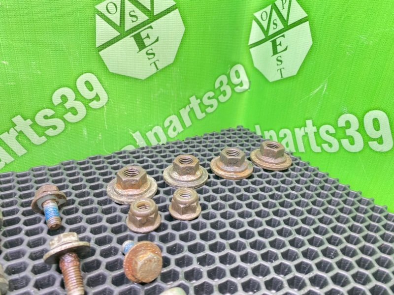 Болты подвески, 2200 рублей, Калининград