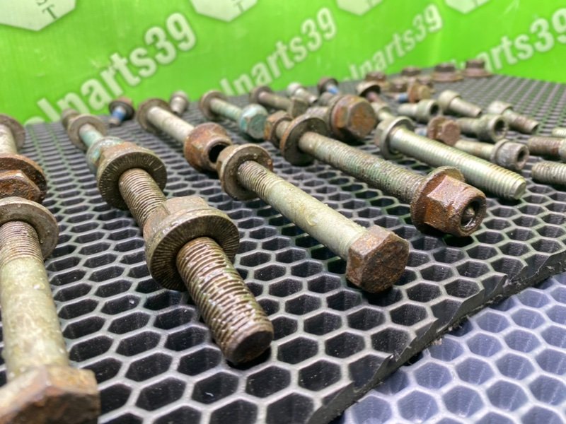 Болты подвески, 2200 рублей, Калининград