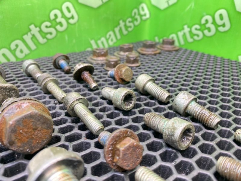 Болты подвески, 2200 рублей, Калининград