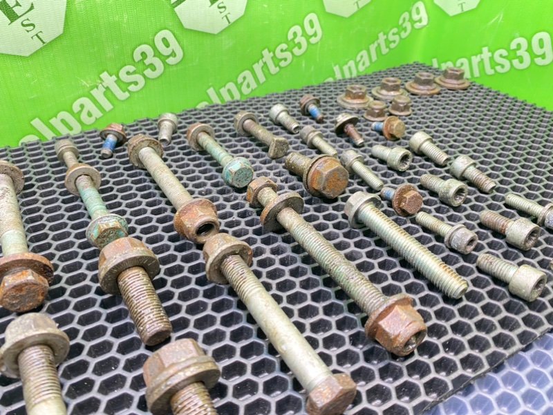 Болты подвески, 2200 рублей, Калининград