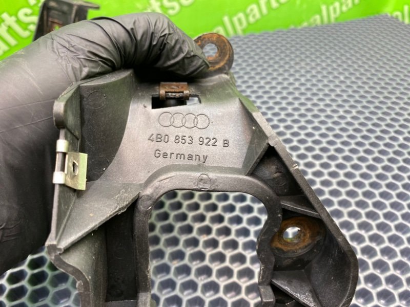 Кронштейны, 900 рублей, Калининград