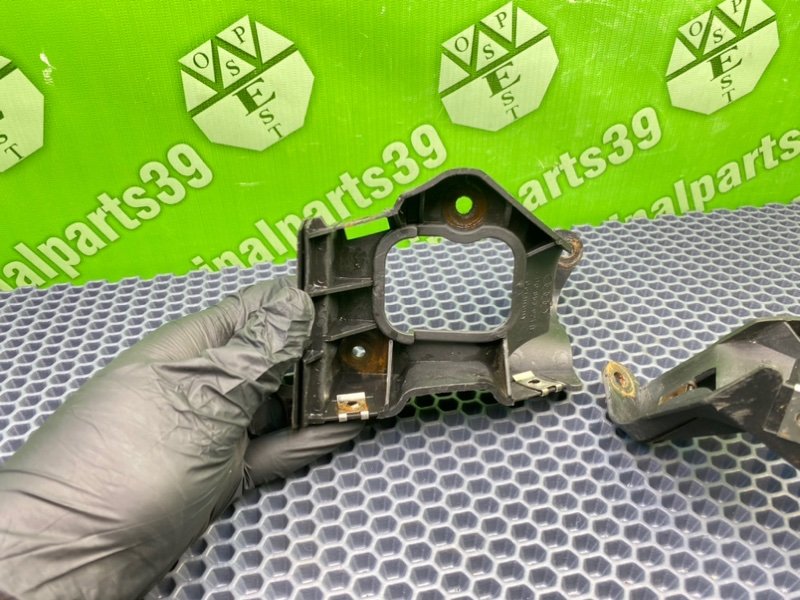 Кронштейны, 900 рублей, Калининград