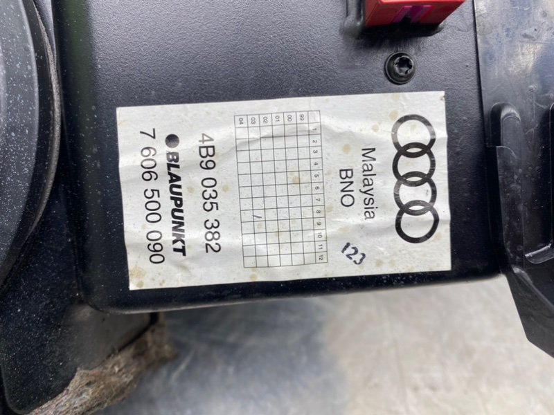 Сабвуфер, 2400 рублей, Калининград