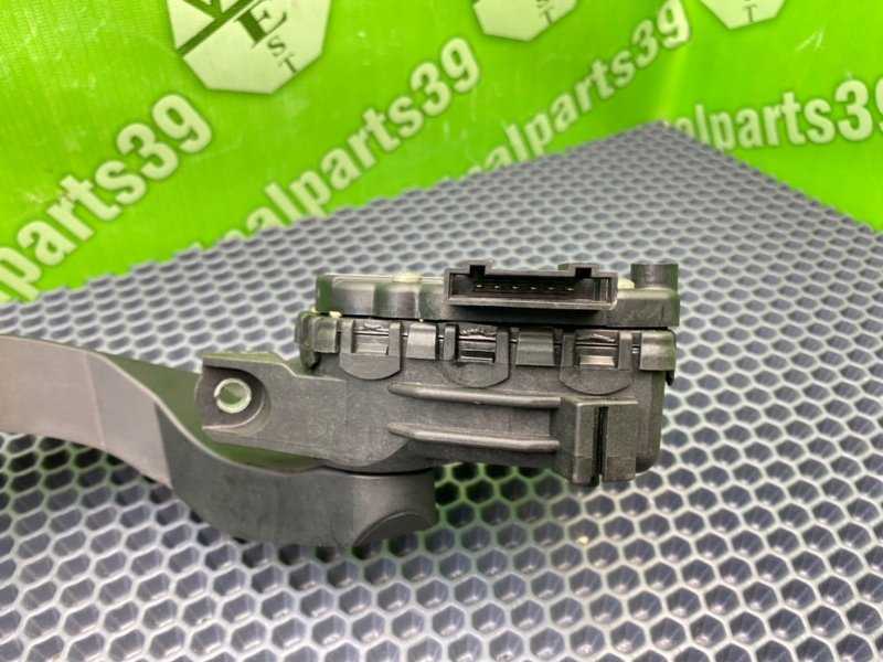 Педаль газа, 1600 рублей, Калининград