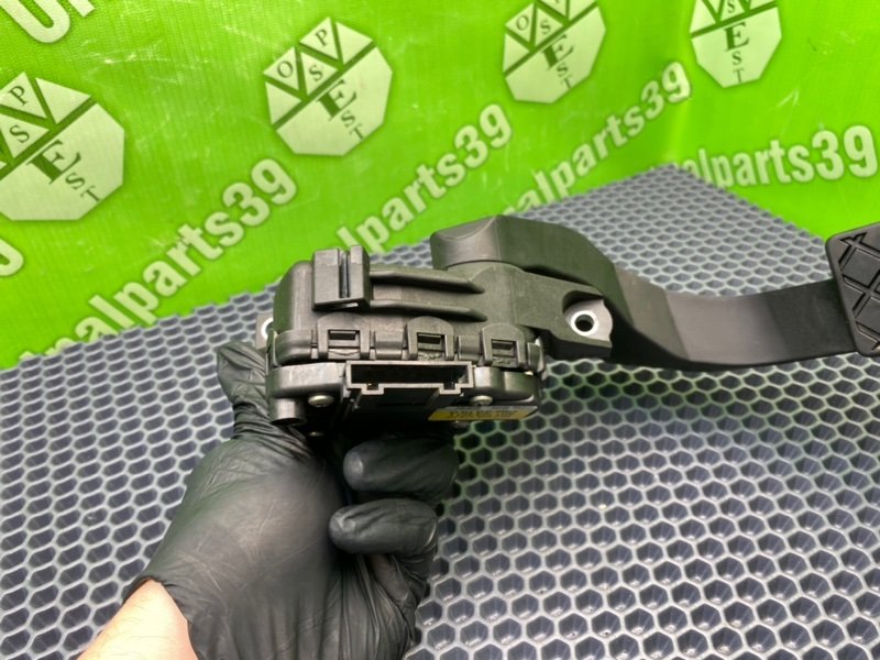 Педаль газа, 1600 рублей, Калининград