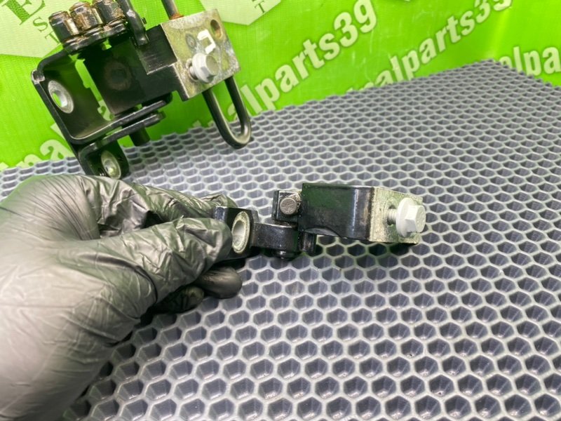 Петли дверей, 1600 рублей, Калининград