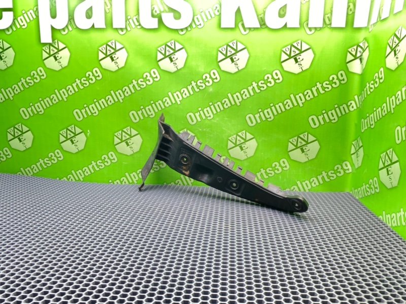 Кронштейн бампера, 1700 рублей, Калининград