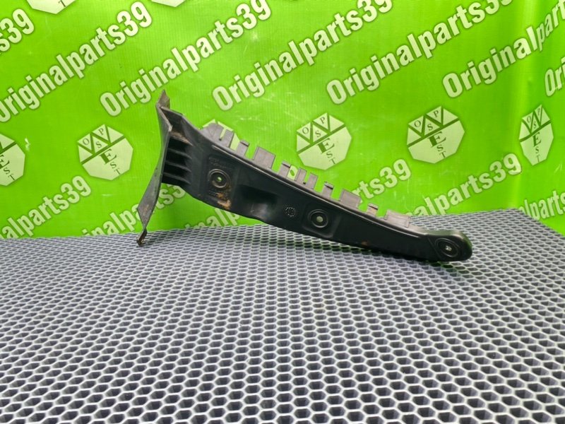 Кронштейн бампера, 1700 рублей, Калининград