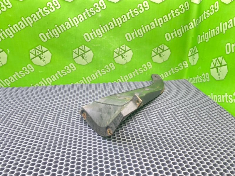 Кронштейн бампера, 1700 рублей, Калининград