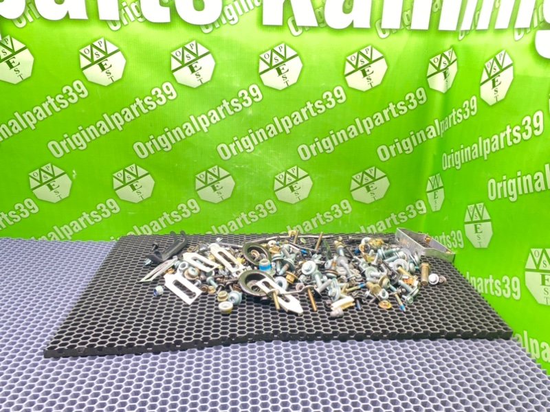 Болты салона, 2100 рублей, Калининград