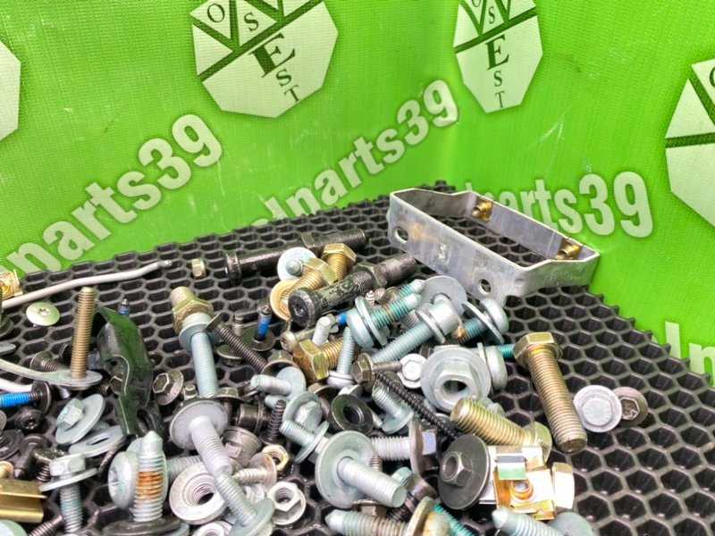 Болты салона, 2100 рублей, Калининград