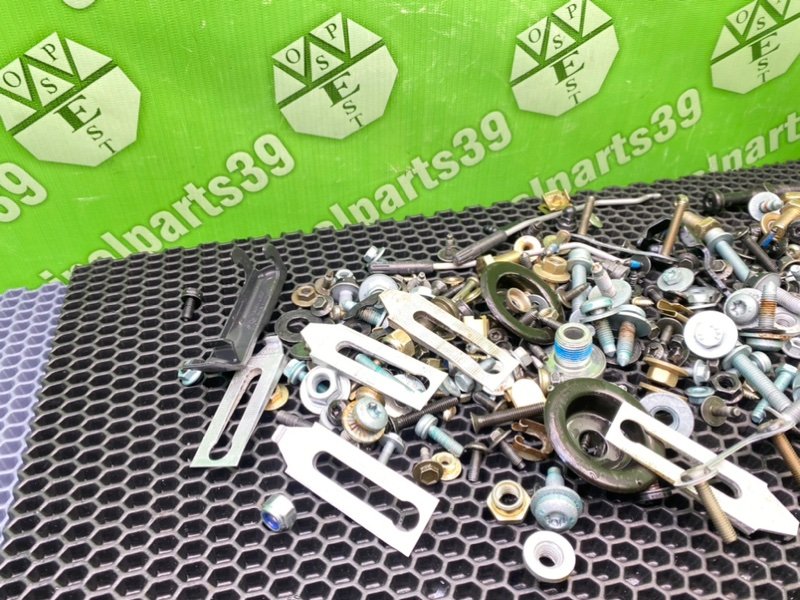 Болты салона, 2100 рублей, Калининград