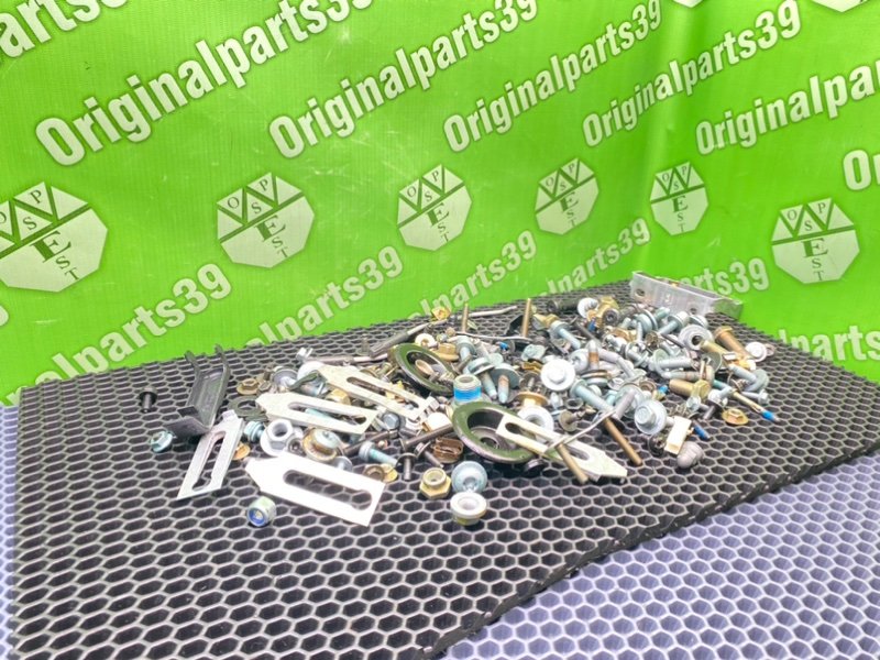 Болты салона, 2100 рублей, Калининград