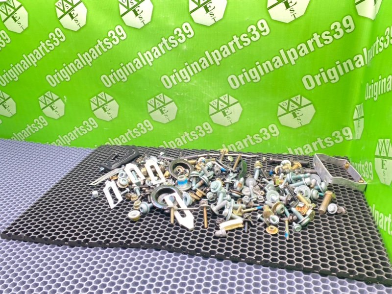 Болты салона, 2100 рублей, Калининград