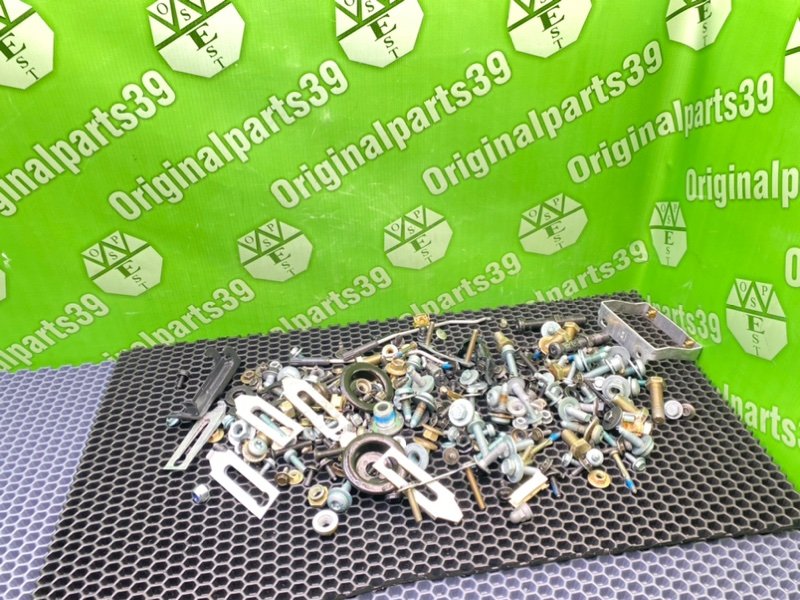 Болты салона, 2100 рублей, Калининград