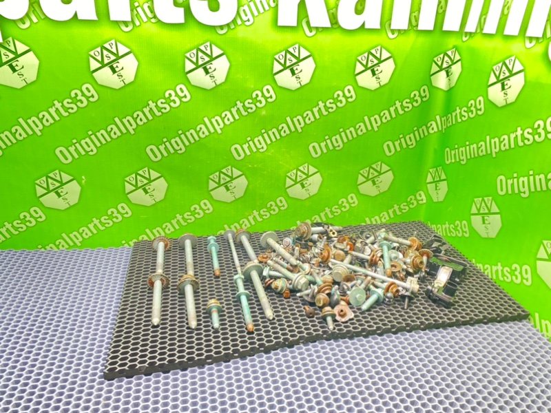 Болты, 2200 рублей, Калининград