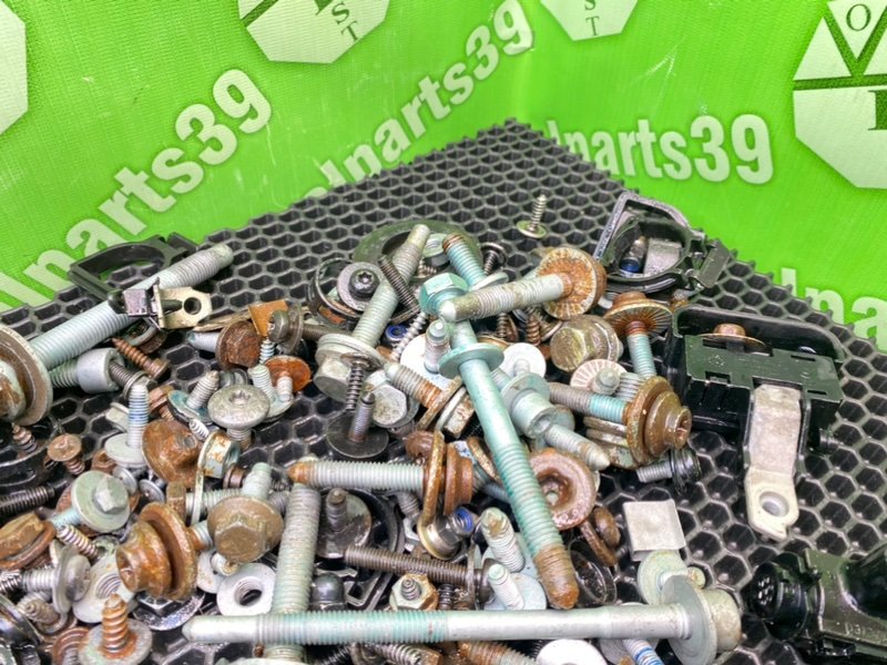 Болты, 2200 рублей, Калининград