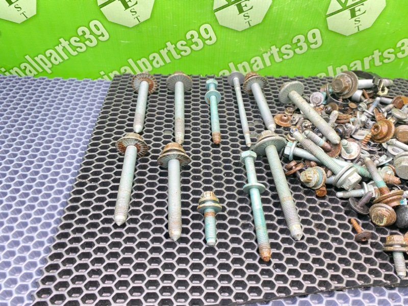 Болты, 2200 рублей, Калининград