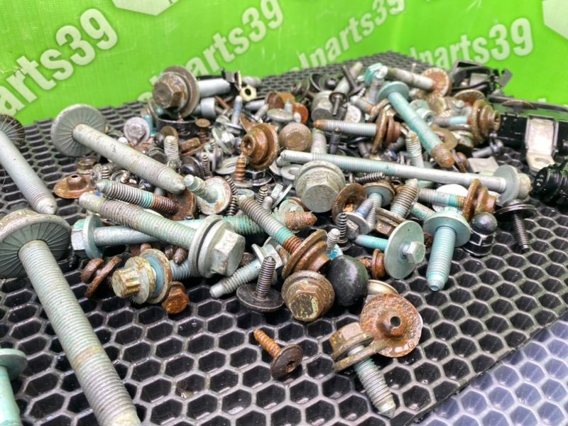 Болты, 2200 рублей, Калининград