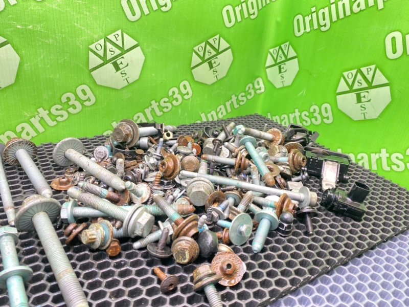 Болты, 2200 рублей, Калининград