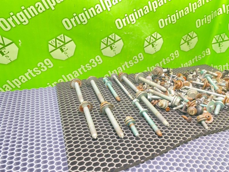 Болты, 2200 рублей, Калининград