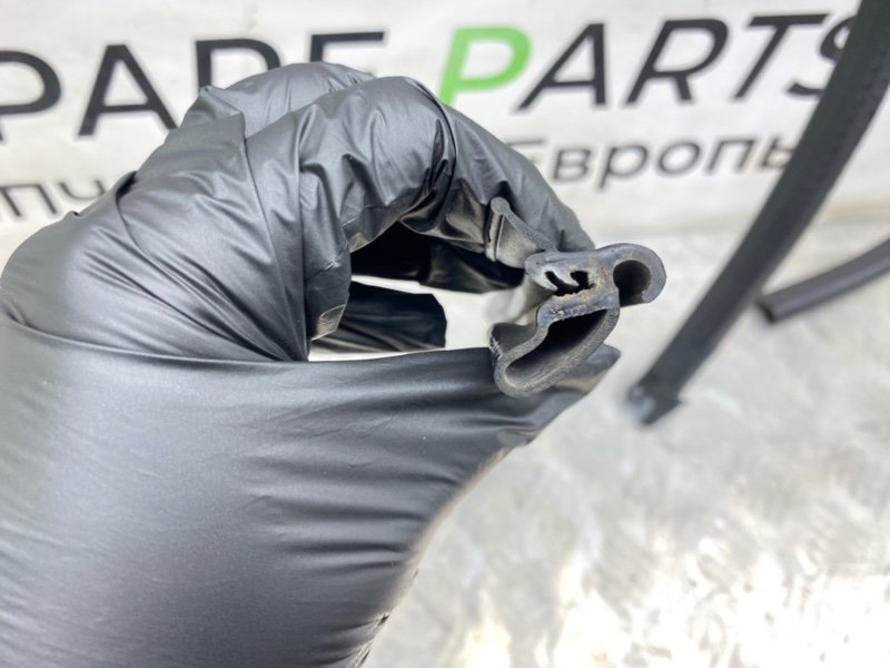 Уплотнители капота, 2500 рублей, Калининград