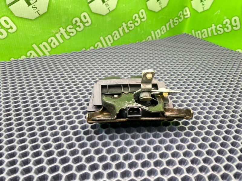 Замок крышки багажника, 1000 рублей, Калининград