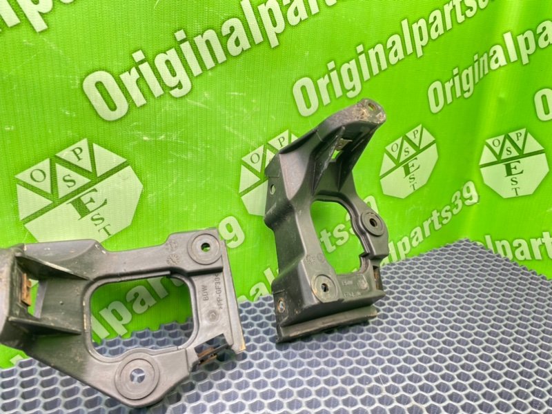 Кронштейны, 900 рублей, Калининград