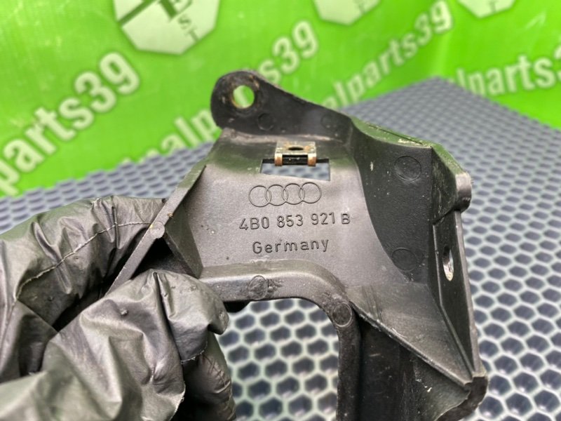 Кронштейны, 900 рублей, Калининград