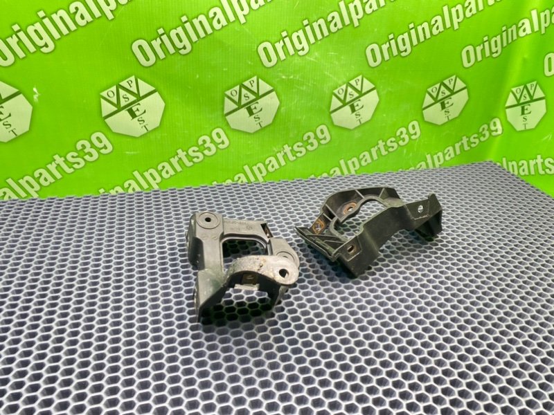 Кронштейны, 900 рублей, Калининград