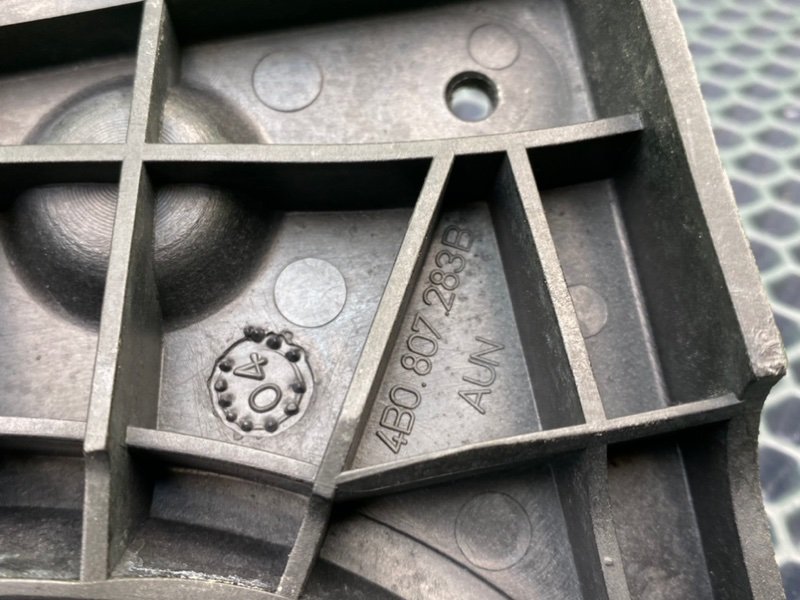 Кронштейн бампера, 800 рублей, Калининград