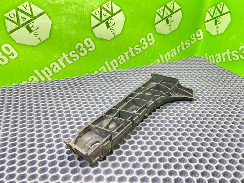 Кронштейн бампера, 800 рублей, Калининград