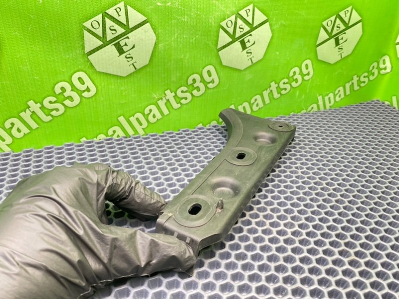 Кронштейн бампера, 800 рублей, Калининград