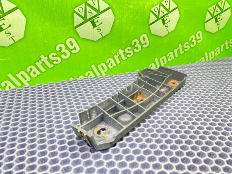 Кронштейн бампера, 800 рублей, Калининград