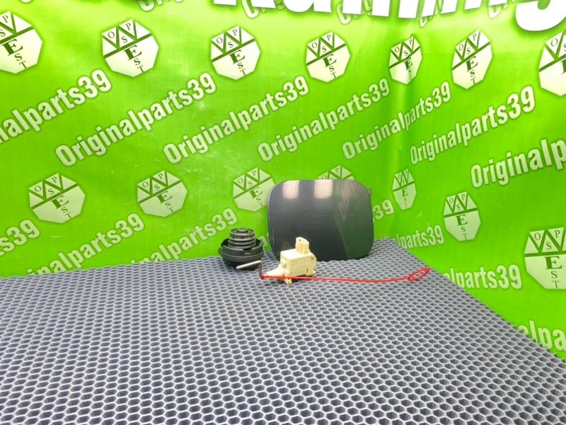 Лючок бензобака, 1000 рублей, Калининград