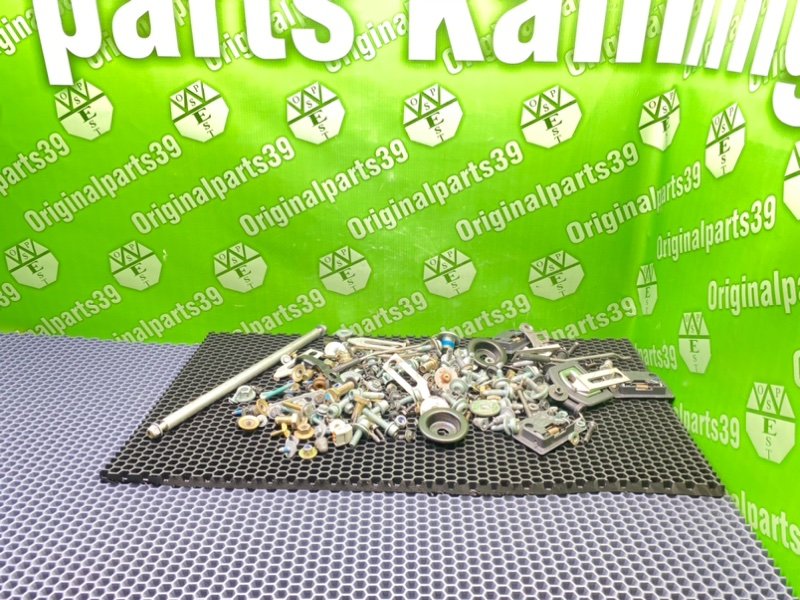 Болты салона, 2100 рублей, Калининград