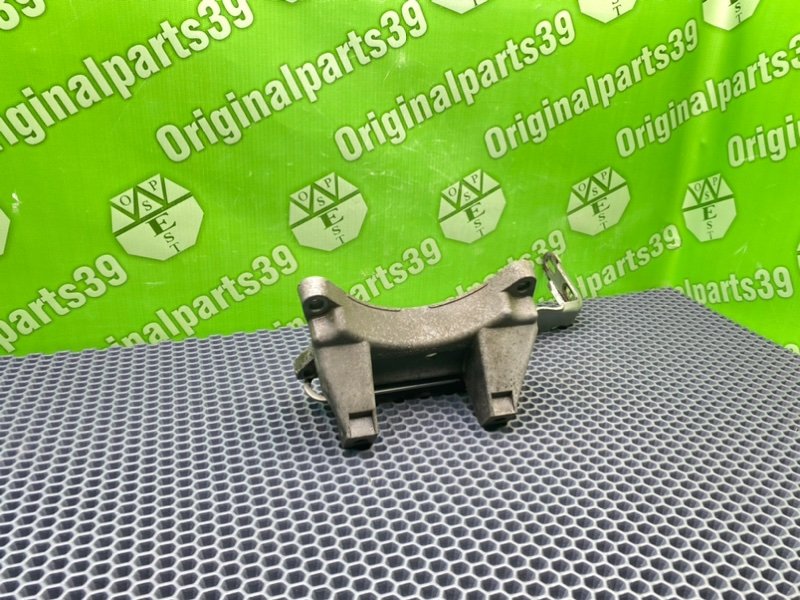 Кронштейн АКПП, 1000 рублей, Калининград